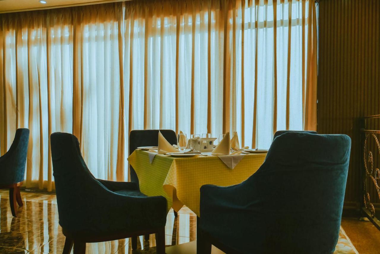 Moonlight Hotel 아디스아바바 외부 사진