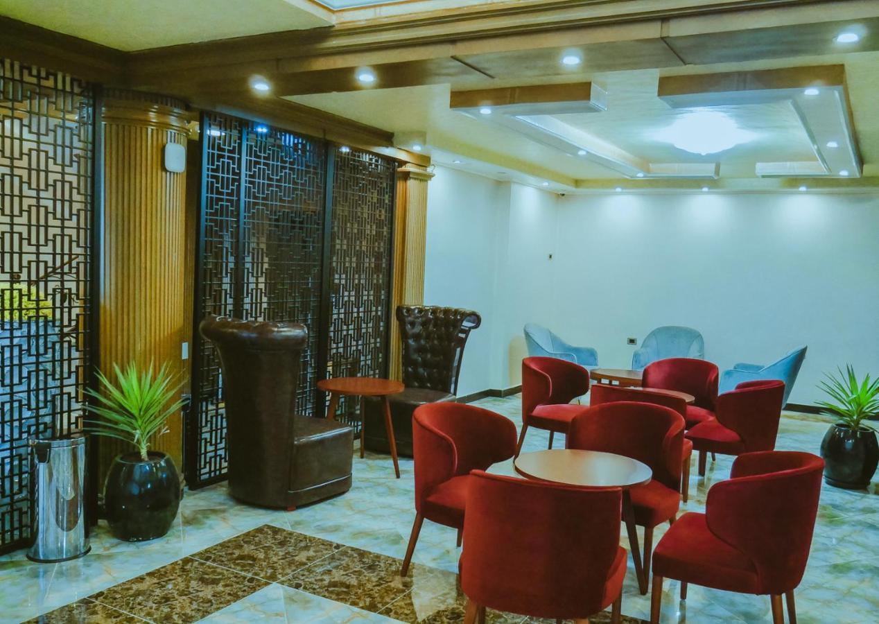 Moonlight Hotel 아디스아바바 외부 사진